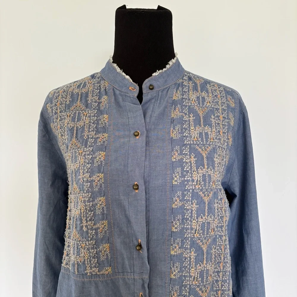 Blue Button-Up Shirt with Embroidered Design - Picture 2 of 8